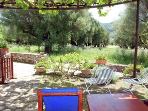 Exterior - Villa in Velia Near Roman Ruins and Beach (Ascea)