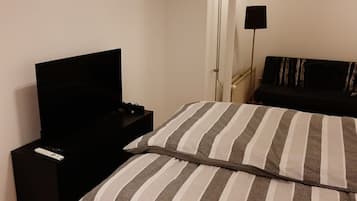 House | 4 bedrooms, bed sheets