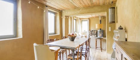 House | Dining