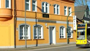 Unclassified image, 2 of 38, button - Apartment in City of Oberhausen, Ruhr Area (Oberhausen)