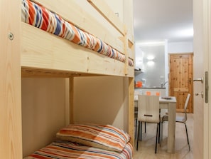 Apartment | 2 bedrooms, individually furnished, bed sheets - Cushy Apartment in Cervinia near Supermarket (Valtournenche)