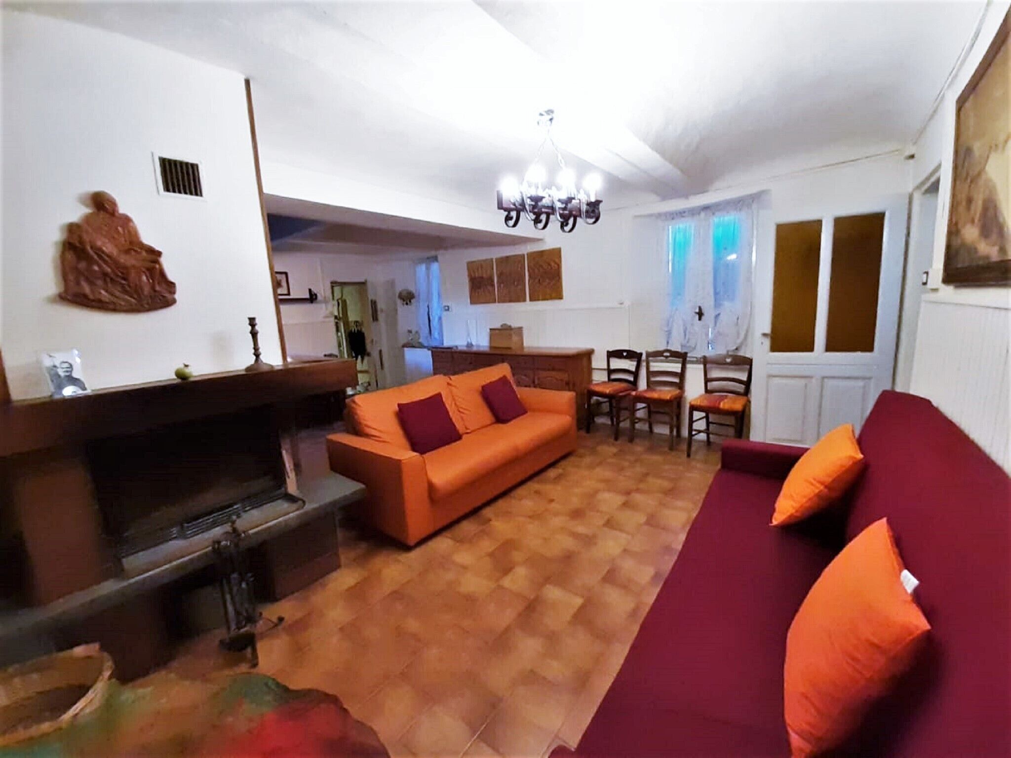 3 bedrooms, bed sheets