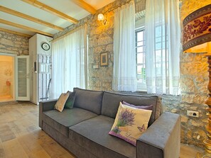 Unclassified image, 5 of 30, button - In the Romantic Village of Vrsar at the Istrian Coast, With Private Terrace (Vrsar)