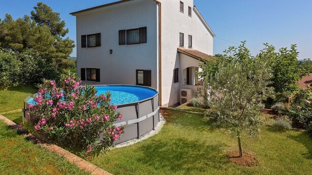 Unclassified image, 1 of 38, button - Pleasant Holiday Home in Porec With Swimming Pool (Porec)