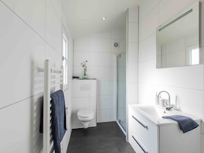 Shower - Luxury Chalet with Outdoor Sauna near De Veluwe (Lunteren)