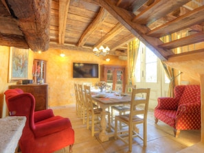 Unclassified image, 5 of 34, button - Authentic Villa With Shared Swimming Pool and Magnificent Views From the Watchtower (Koper)
