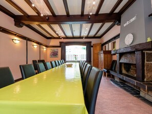 Dining - Large Group House with Welness Equipment & Swimming Pool near Malmédy (Malmedy)