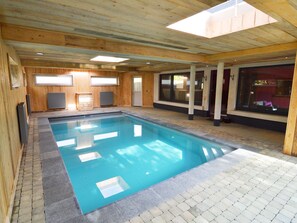 Outdoor pool - Large Group House with Welness Equipment & Swimming Pool near Malmédy (Malmedy)