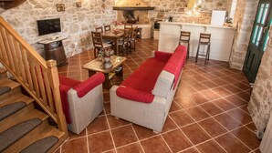 Living room - Villa Consisting of Two Houses, Private Pool and Fenced Area Near Porec (Porec)