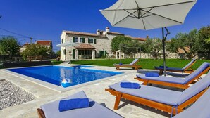Unclassified image, 3 of 39, button - Gorgeous Villa in Barat With Sauna (Kanfanar)