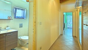 Reception - Beautiful Villa in Višnjan With Swimming Pool (Visnjan)