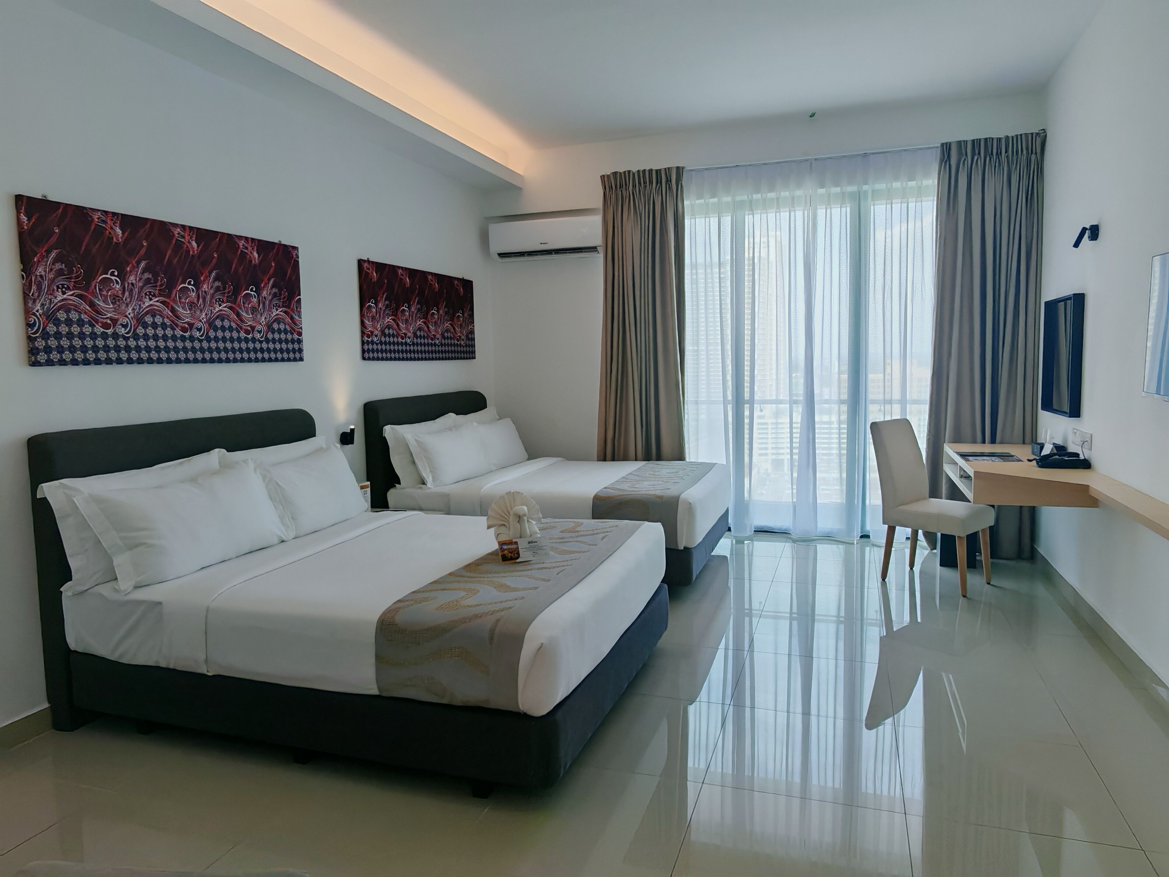 ファミリー ルーム | デスク、WiFi (無料)、ベッドシーツ