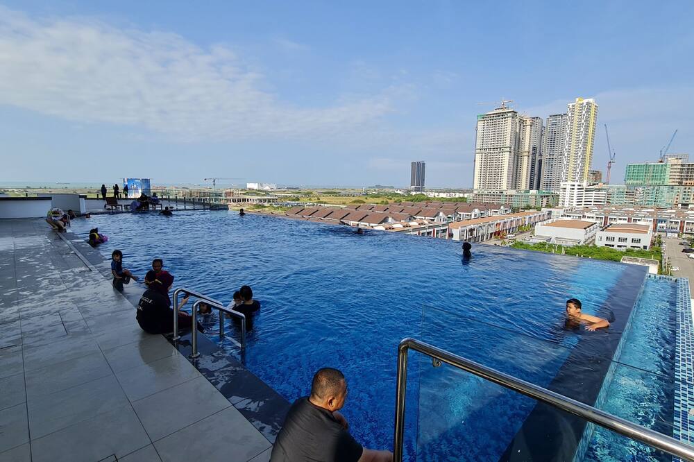 Swan Garden Resort Hotel