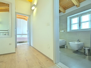 1 bedroom, bed sheets - Charming Detached Holiday Home for 2 to 4 People, With Private Swimming Pool (Sveti Lovrec)