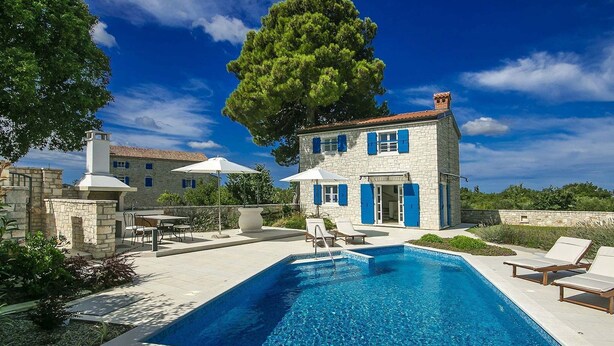 Unclassified image, 1 of 32, button - Charming Detached Holiday Home for 2 to 4 People, With Private Swimming Pool (Sveti Lovrec)