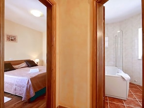 3 bedrooms, individually furnished, bed sheets
