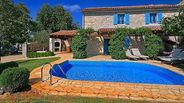 Unclassified image, 1 of 20, button - Charming House With Private Pool and Fenced Garden, Near Porec and Beach (Sveti Lovrec)