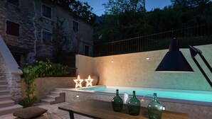 Unclassified image, 2 of 22, button - Villa With Private Pool, Terrace, Barbecue, Views, in Picturesque Village (Oprtalj)