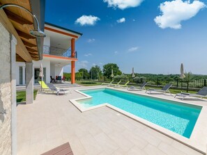 Outdoor pool - Modern Villa in Buje With Private Swimming Pool (Buje)