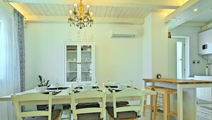 Unclassified image, 5 of 18, button - Charming Villa With Swimming Pool in Višnjan (Visnjan)