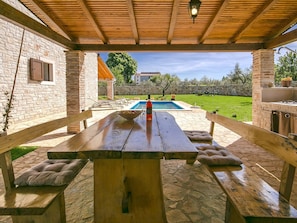 Balcony - With Private Swimming Pool, Large Garden and Summer Kitchen Near the Beach (Visnjan)