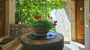 Balcony - Characteristic & Well Maintained Villa with Private Pool near Višnjan & Porec (Visnjan)