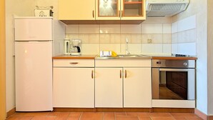 Unclassified image, 5 of 22, button - Elegant Apartment in Porec With Swimming Pool (Porec)