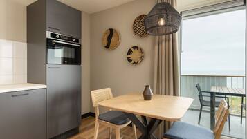 Apartment | Dining