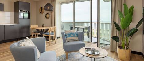 Apartment | Living room | TV