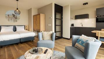 Apartment | 1 bedroom, individually furnished, bed sheets
