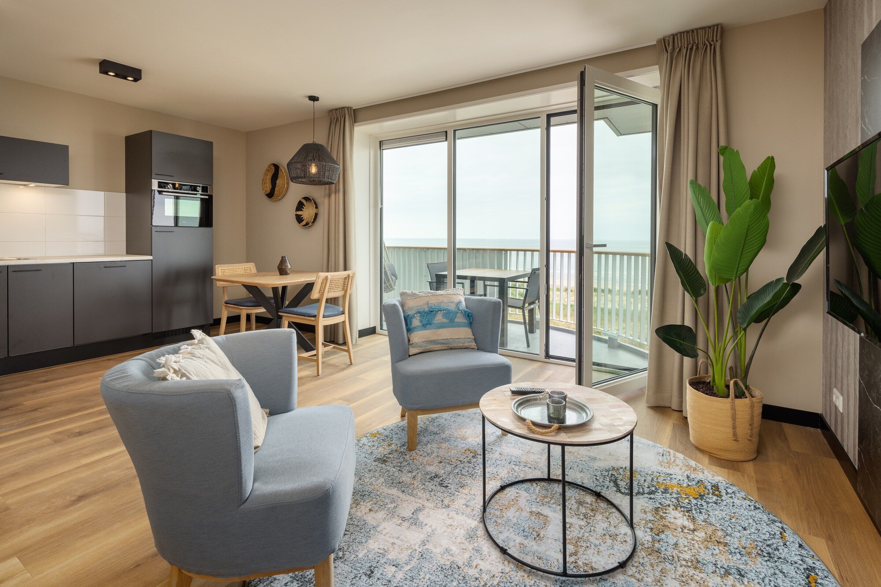 Appartement | Woonkamer | Televisie