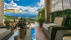 Unclassified image, 2 of 40, button - Detached Villa With Private Swimming Pool and Spectacular Views of Motovun (Vizinada)