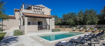 Vibrant Villa in Svetvincenat With Private Swimming Pool