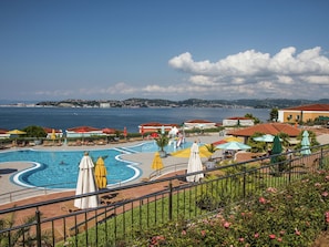 Unclassified image, 2 of 19, button - Comfortable Apartment With a Balcony and Wifi, Near Umag (Umag)