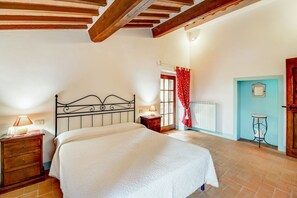 Villa | 5 habitaciones y muebles diferentes