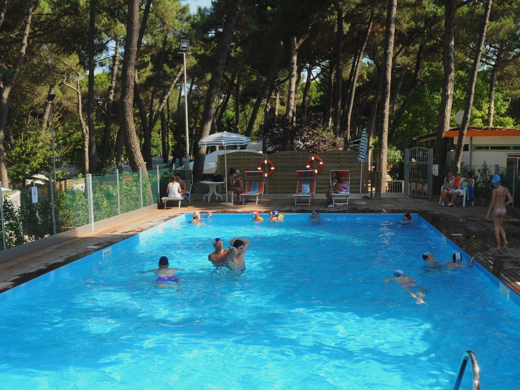 Udendørs pool