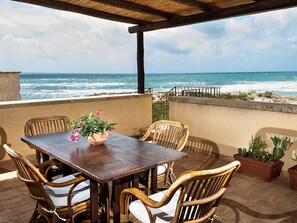 Exterior - Luxurious Villa in Marsala With Terrace (Marsala)