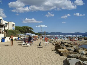 Exterior - Lovely Apartment on the Coast With a Marvelous sea View (Piombino)