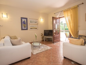 Living room - Apartment on Ground Floor with Terrace & Garden near Porec & Beach (Porec)
