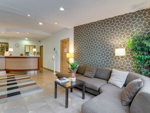 Apartment | Living room - Cozy Apartment in Rimini Italy near Beach (Rimini)