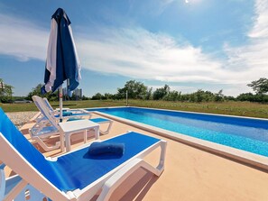 Piscine extérieure