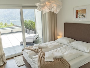 Apartment | 1 bedroom, individually furnished, cribs/infant beds