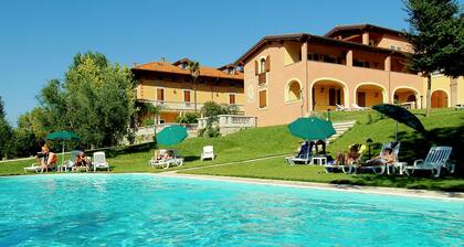 Exquisite Holiday Home in Manerba del Garda near Lake Garda