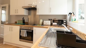 Fridge, microwave, oven, electric kettle