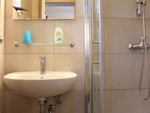 Bathroom - Beautiful Apartment in Bohinjska Bistrica Near Forest (Bohinj)