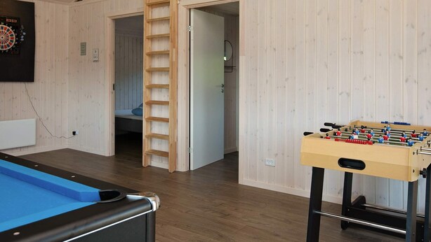 House | Games room - Holiday Home in VÃ¦ggerlÃ¸se (Vaeggerlose)