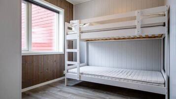 4 chambres, ameublement personnalisé