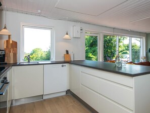 House | Private kitchen | Highchair