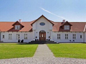 House | Exterior
