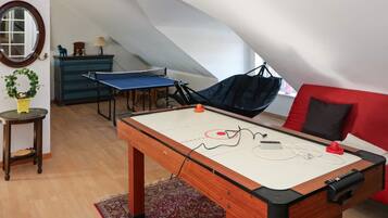 House | Games room
